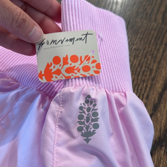 **NWT** FP Movement Carpe Diem Shorts - Picture 3 of 3